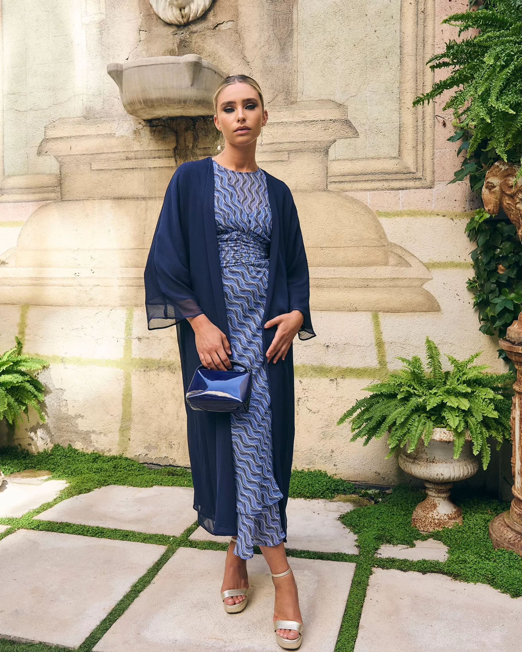 Lady Pipa Shawls | Shawls | Saiko Coat